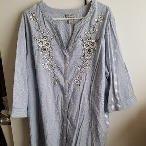 Striped with embroidered flowers button down